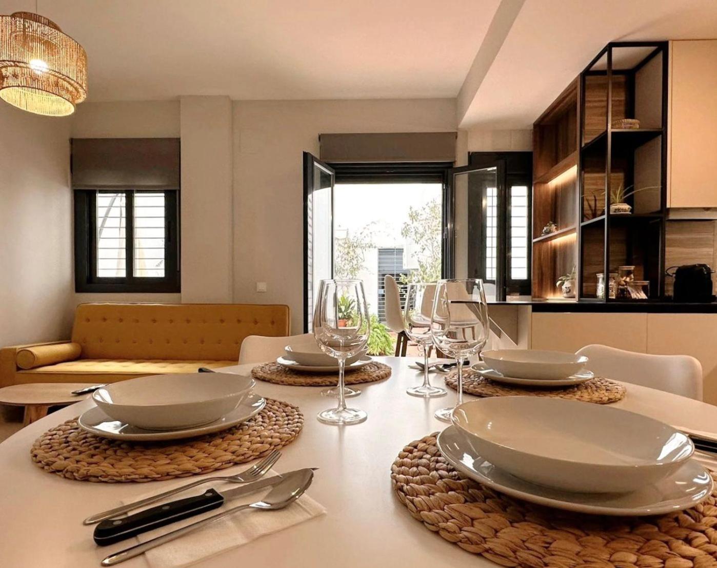 Apartamento-Pension El Trianero Junto Al Rio Sevilla Exterior foto
